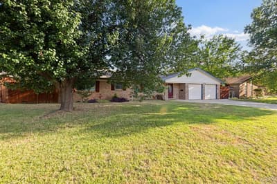 6736 Corona Drive, North Richland Hills TX 76180