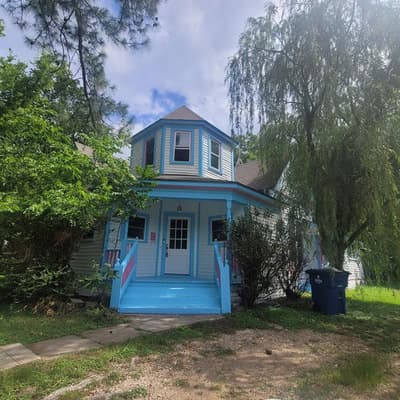 700 N Dallas Street, Ennis TX 75119
