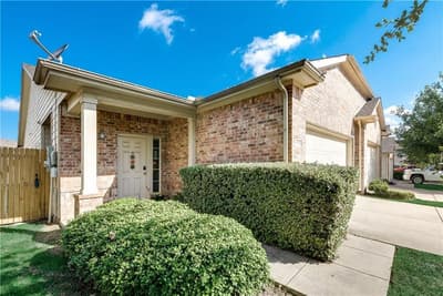 1237 Grand Central Parkway, Fort Worth TX 76131