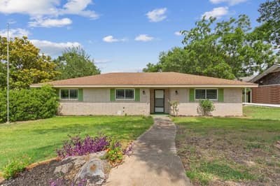 849 Arlington Drive, Woodway TX 76712 - Photo 5
