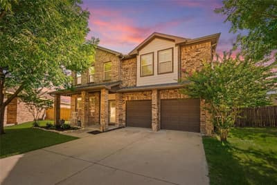 2904 Big Horn Bluff Court, Fort Worth TX 76108