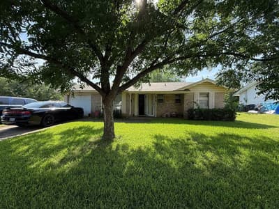 616 Stonewall Drive, Euless TX 76039