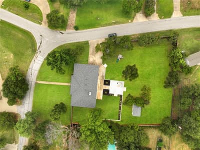 180 Trailing Oaks Drive, Double Oak TX 75077 - Photo 2