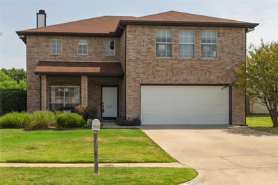 5916 Wisdom Creek Drive, Dallas TX 75249 - Photo 2