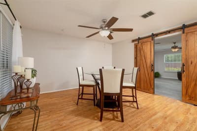 5916 Wisdom Creek Drive, Dallas TX 75249 - Photo 5