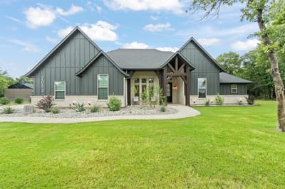 2053 Glenhollow Drive, Weatherford TX 76088