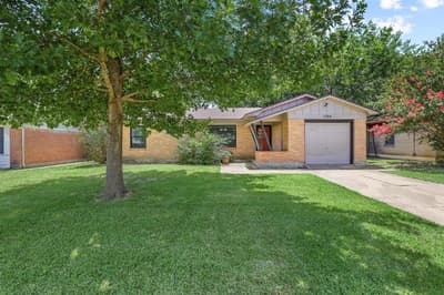 1704 W Birge Street, Sherman TX 75092