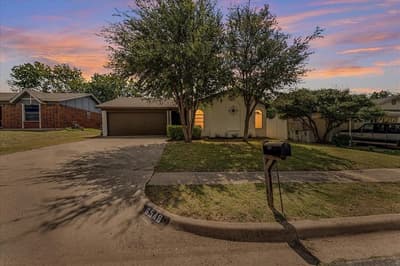6548 Wooddale Drive, Watauga TX 76148