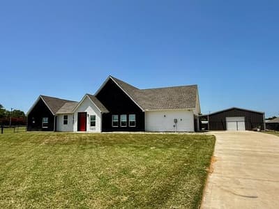 311 Dobbs Trail, Springtown TX 76082
