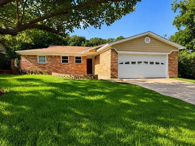 704 Chisholm Trail, Denton TX 76209
