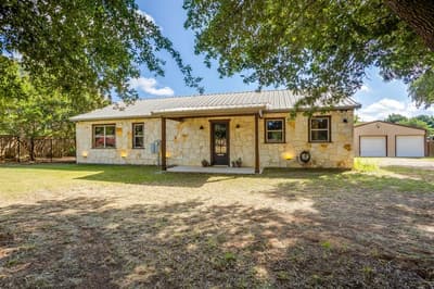 816 Alan Drive, Burleson TX 76028