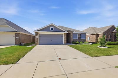 7533 Pleasant Oaks Street, Fort Worth TX 76120