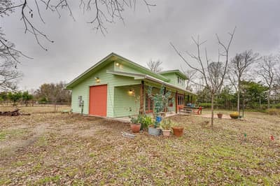 1002 S Main Street, Farmersville TX 75442