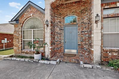 2201 Trickling Creek Drive, Garland TX 75041