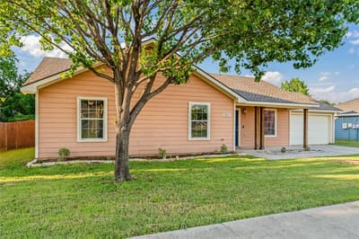 2813 Dana Lane, Denton TX 76209
