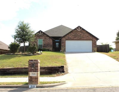 219 Prairie Wind Boulevard, Stephenville TX 76401