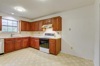 902 Wayne Avenue, Duncanville TX 75137 - Photo 4