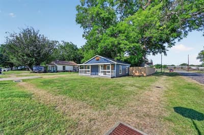 141 N Dobson Street, Burleson TX 76028