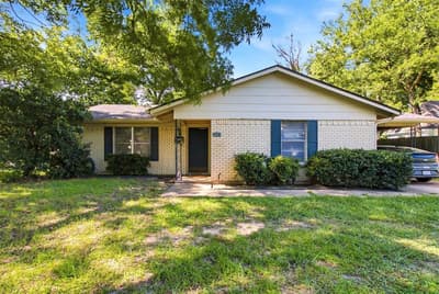 912 Sycamore Street, Commerce TX 75428