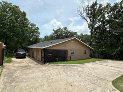400 E Shady Grove Road, Irving TX 75060