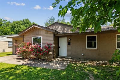1202 Johns Drive, Euless TX 76039