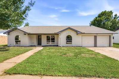 7528 Circle Drive, North Richland Hills TX 76180