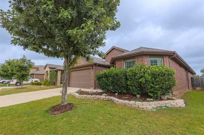 624 River Rock Drive, Azle TX 76020