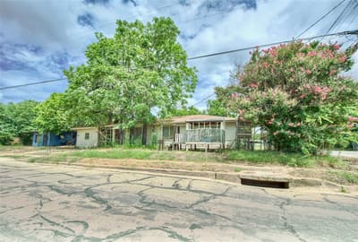 600 Hatton Street, Waco TX 76704 - Photo 2