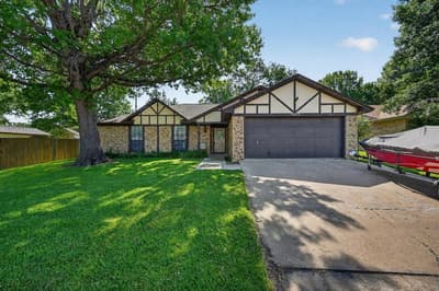 5003 Fairmount Drive, Arlington TX 76017