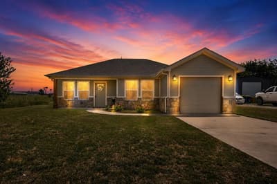 98 S Hickory Street, Venus TX 76084