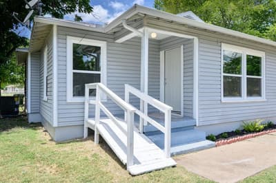 1906 SE 15th Avenue, Mineral Wells TX 76067