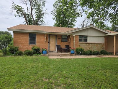 8813 Myra Street, White Settlement TX 76108