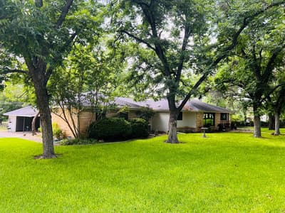804 N Elm Street, Comanche TX 76442 - Photo 3