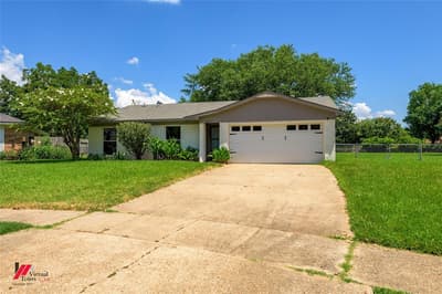 2217 General York, Bossier City LA 71112