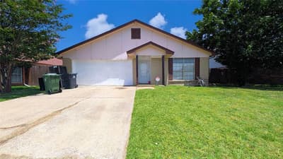 817 Cornfield Drive, Arlington TX 76017