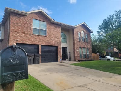 6920 Danieldale Drive, Fort Worth TX 76137 - Photo 2
