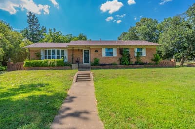 2233 Westfield Street, Grand Prairie TX 75050