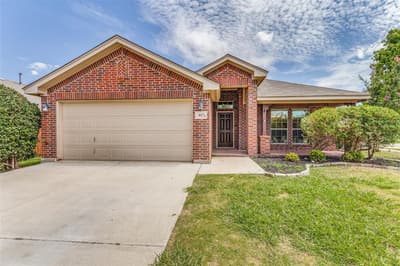 417 Brookhollow Lane, Saginaw TX 76131
