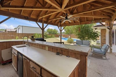 130 Mulberry Street, Van TX 75790