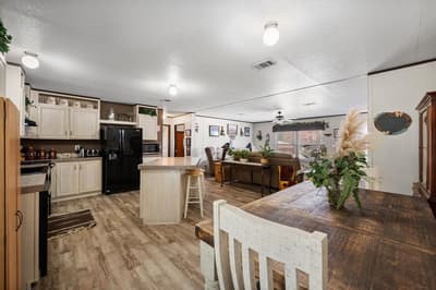 202 N 3rd Street E, Dawson TX 76639