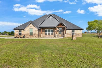 1040 Cloudy Court, Weatherford TX 76085