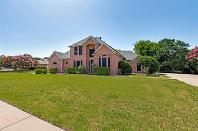 2828 S Lakeview Drive, Cedar Hill TX 75104
