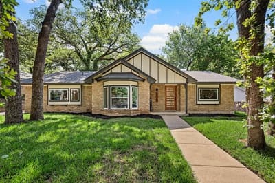 800 Tanglewood Lane, Arlington TX 76012