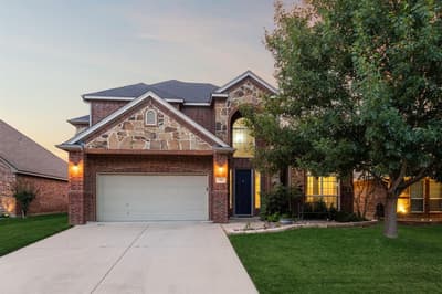 721 Date Court, Burleson TX 76028