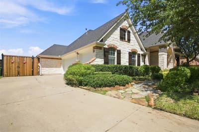 4429 Young Drive, Carrollton TX 75010 - Photo 2