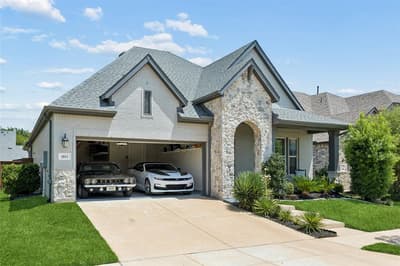1812 Leo Drive, Van Alstyne TX 75495