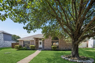 825 Weaver Street, Cedar Hill TX 75104