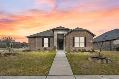 196 Lady Bird, Waxahachie TX 75165