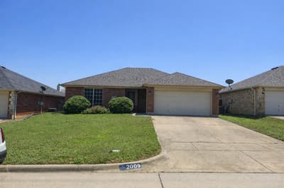 2009 Wahoo Drive, Mansfield TX 76063