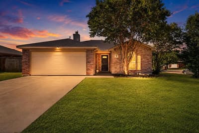 609 Lonestar Park Lane, Ponder TX 76259